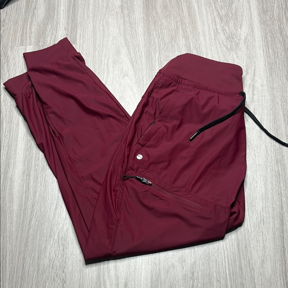 Red Leggings with Tapered Design and Elastic Waistband